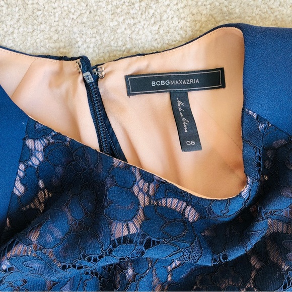 BGBG MaxAzria Lace CutOut Navy & Cream Trish Dress Size 6 - Picture 13 of 13